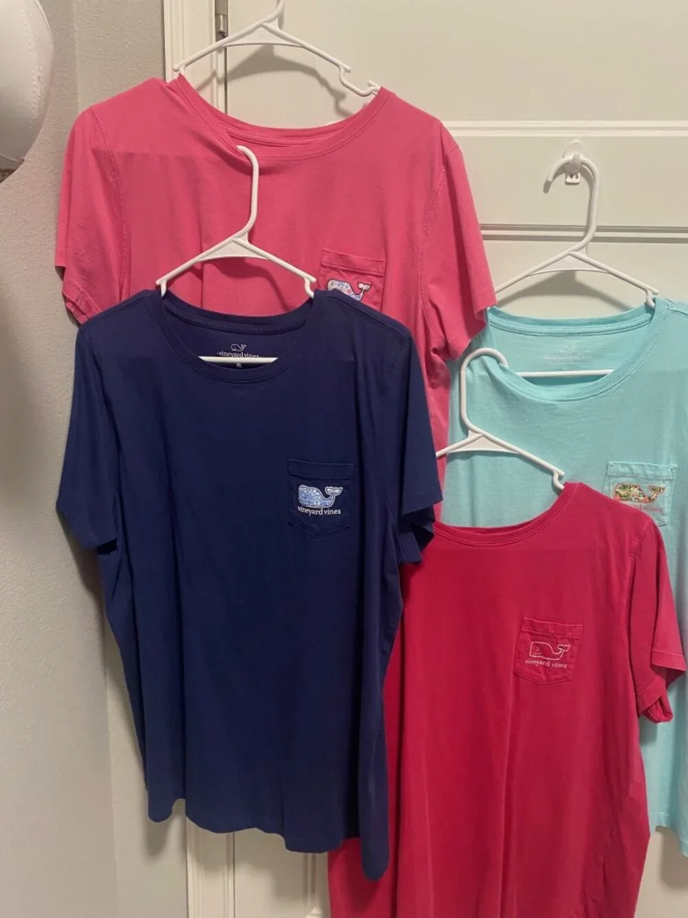 Multiple Vineyard Vines t-shirts Selling All 4 as a Bundle - Picture 1 of 3